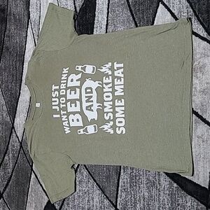L-A-T APPAREL I JUST WANT TO DRINK BEER AND SMOKE SOME MEAT TEE-SHIRT